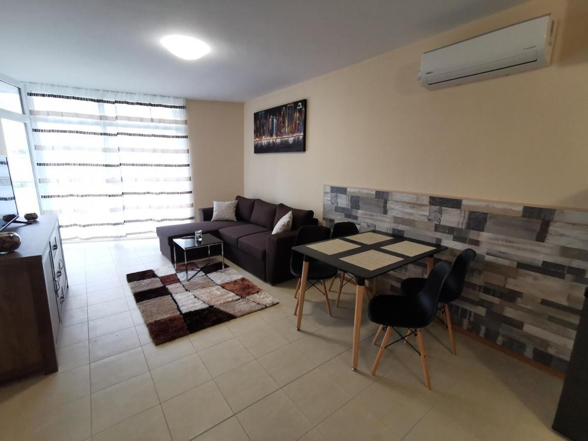 Ferienwohnung Къмпинг Градина - Апартамент С Две Спални В К-С Черноморска Звезда Tschernomorez Exterior foto